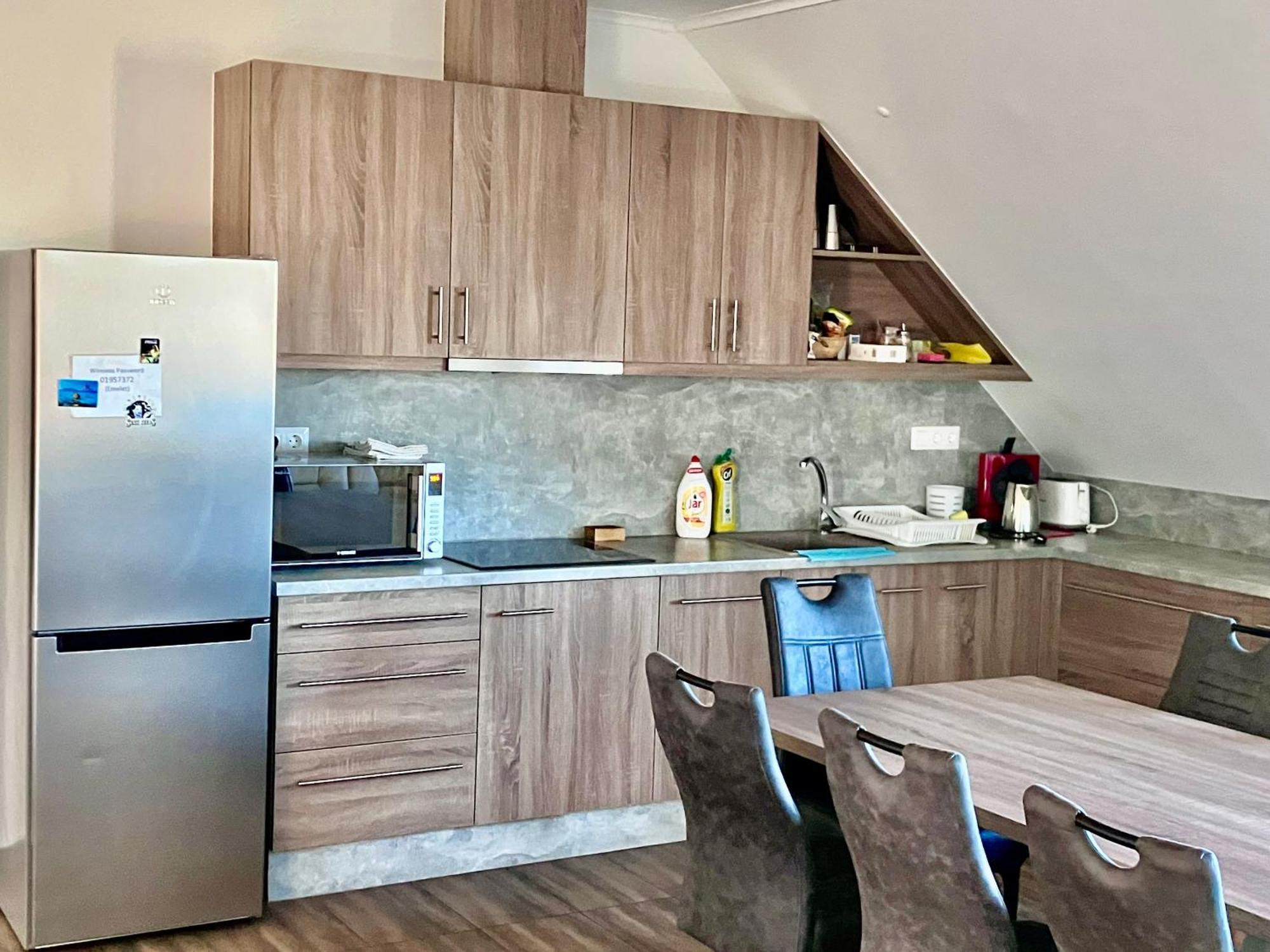 Matyas Vendeghaz 3 Rooms Apartment Kópháza エクステリア 写真
